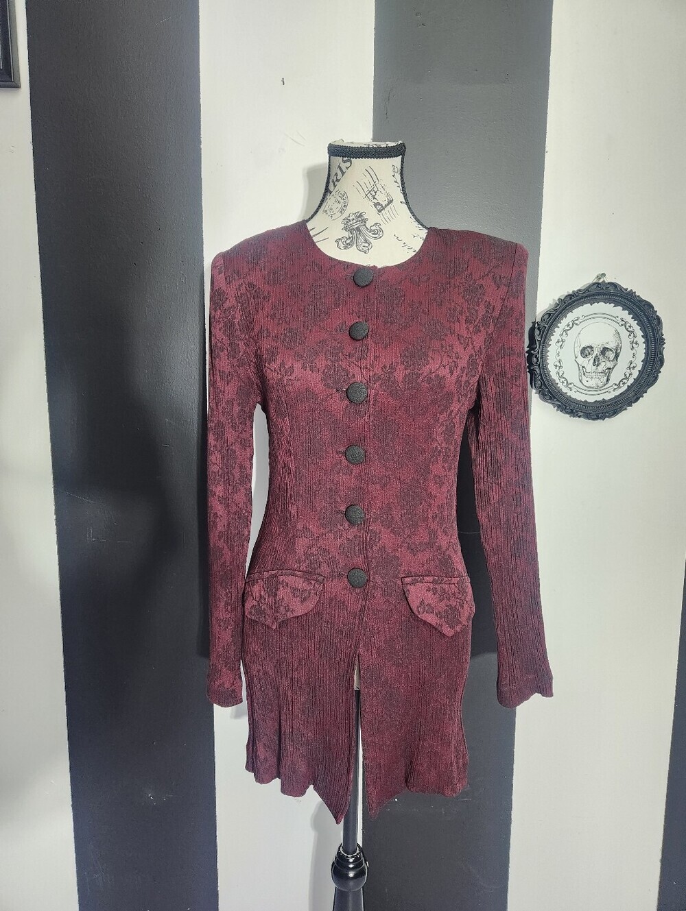 Vintage Burgundy Jacquard Longline Button Blazer - Picture 2 of 5